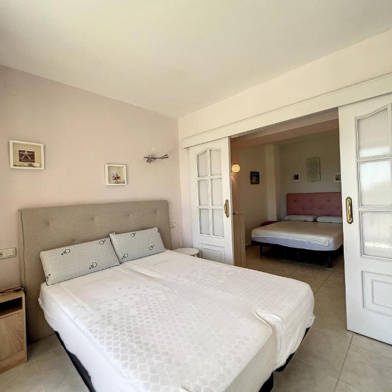 Isla de Roses 1-24 - Apartment with Sea View - 13