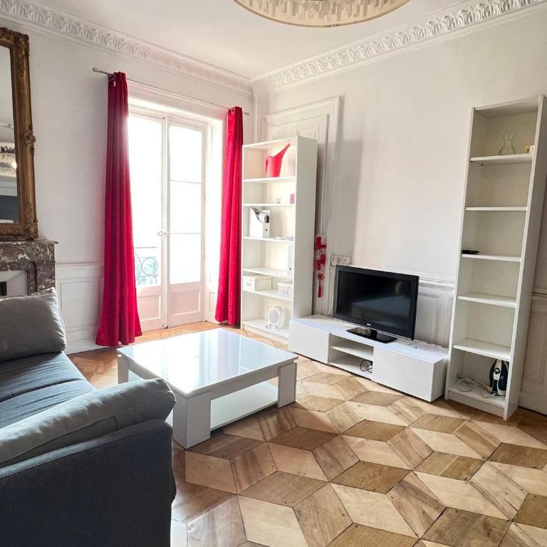 T1 moderne au centre-ville d'Aix-les-Bains - FR-1-555-33 - Apartamento (2 adultos) - 3