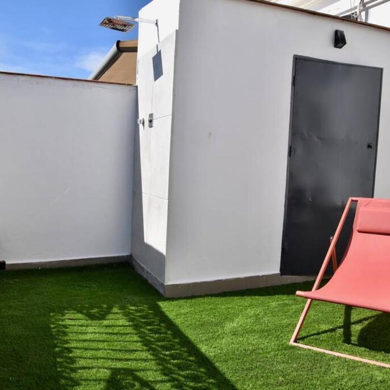 Penthouse in front Giralda - Apartamento de 1 dormitorio - 40