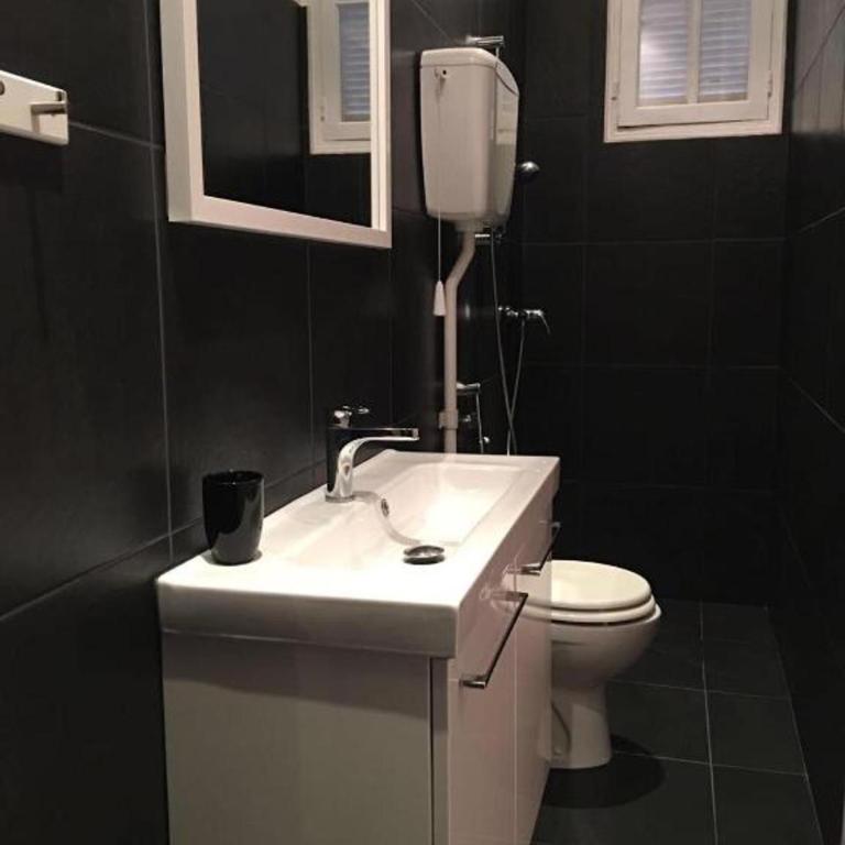 Studio 3T Sleeps 2 with Terrace - Studio Standard - 3