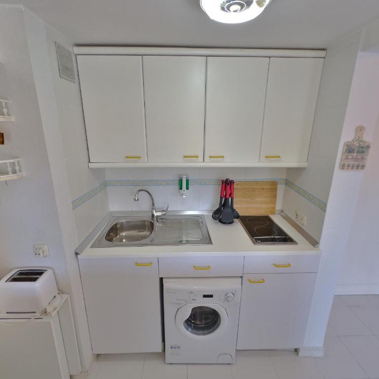 Skol 212. Two Bedrooms Duplex in Marbella Centre on the Beachfront. - Apartamento de 2 dormitorios - 6