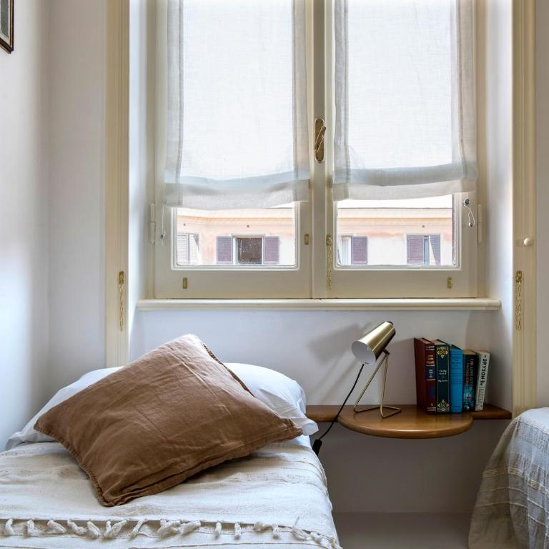 ""Bright Top Floor Apartment Vatican & Tiber View, Steps from Olympic Stadium" - Appartamento con 2 Camere da Letto - 8