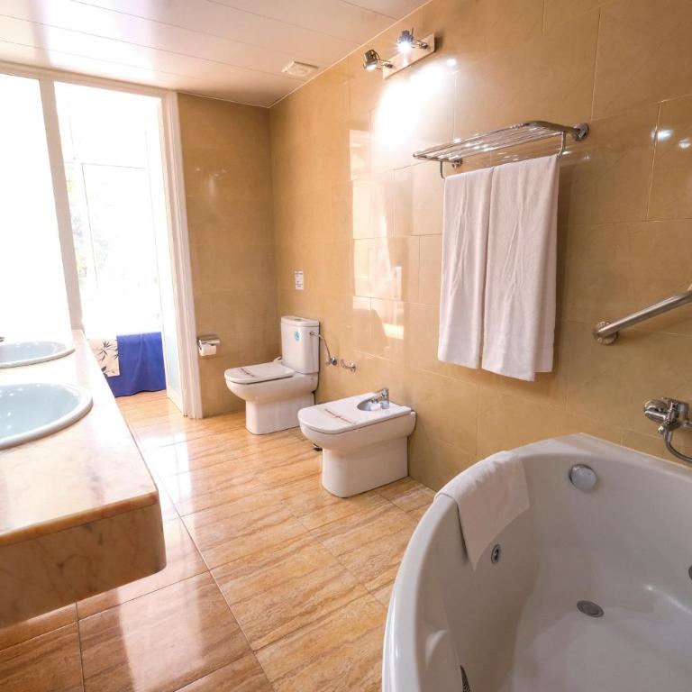 Hostal Ramos - Suite Clásica - 7