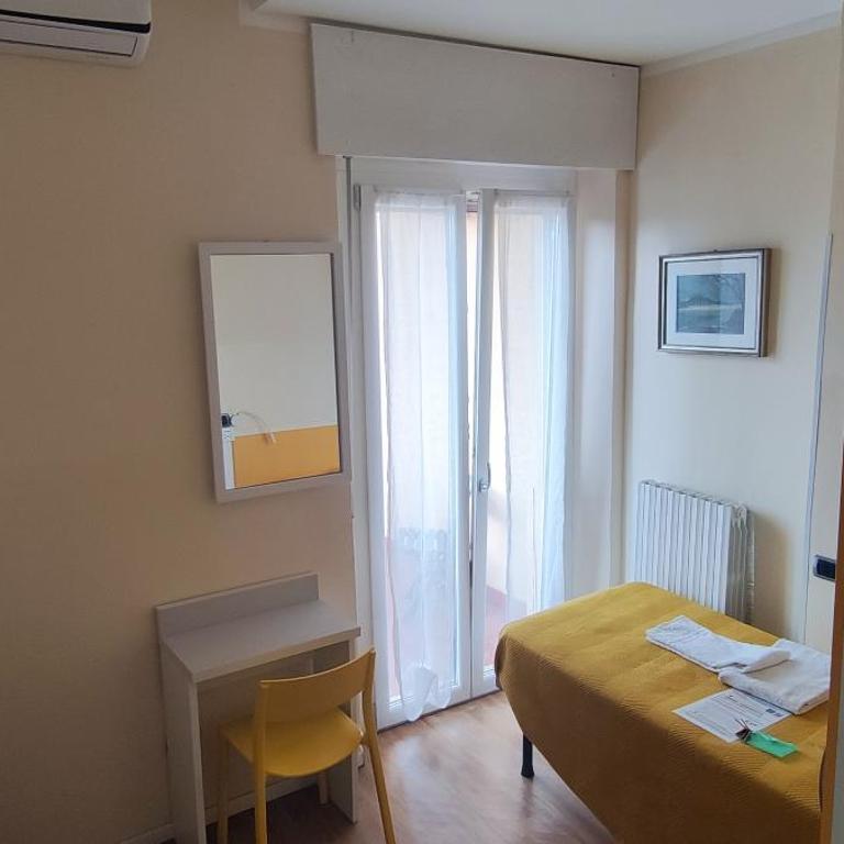 VROOM510 - Camera Singola con Bagno in Comune - 10