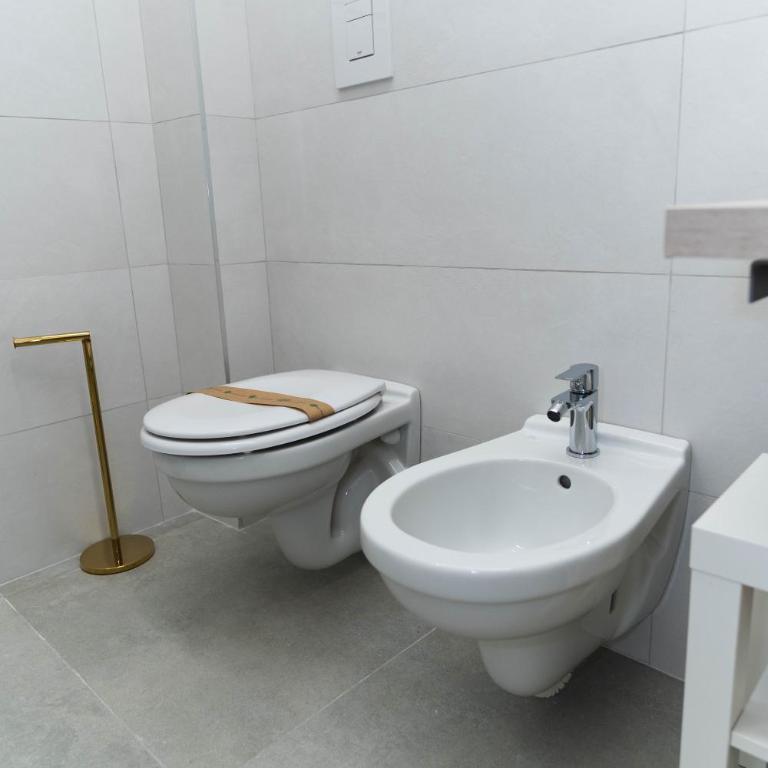 Arco Alto Rooms - Double Room with Private Bathroom - 8
