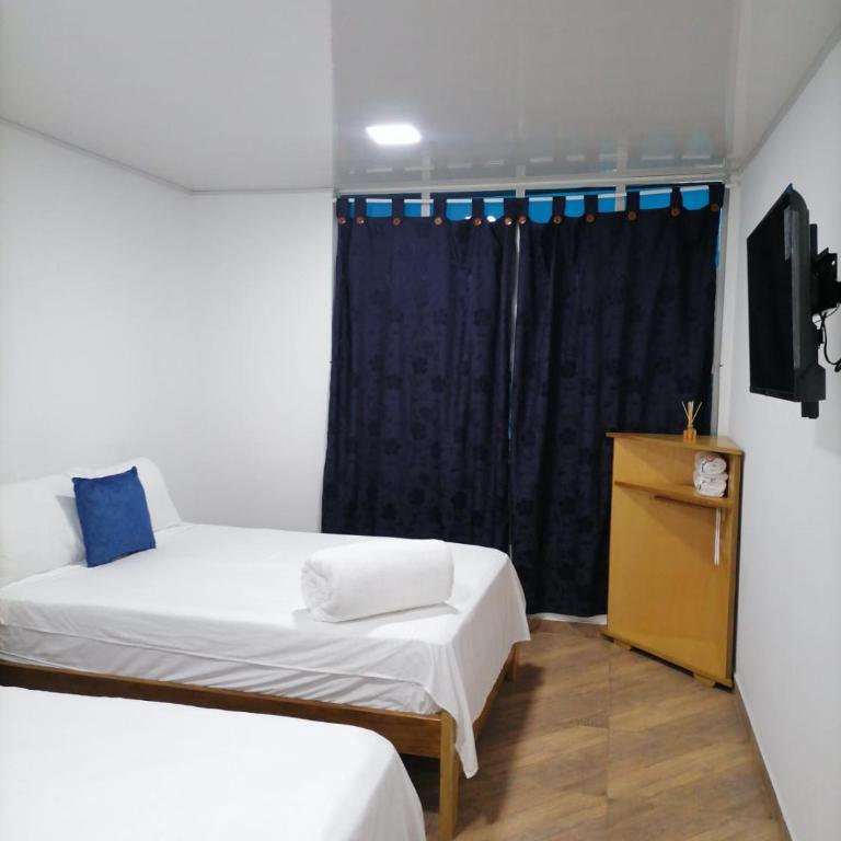 Hotel Media Luna Cucuta - Habitación Doble - 2 camas - 7