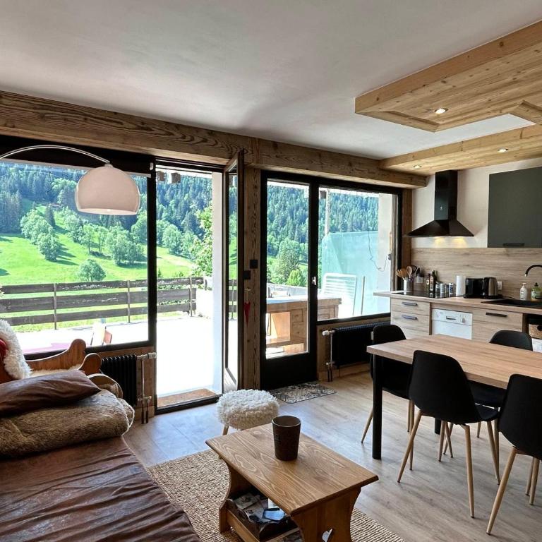 Charmant studio rénové à La Clusaz - 4 pers, terrasse, parking - FR-1-437-102 - Appartamento - 1