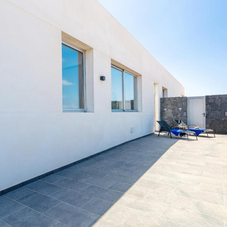 Pure Relax Vacation Home - Large terrace and Solarium By Lanzarote Vacation Homes - Casa de 2 dormitorios - 22