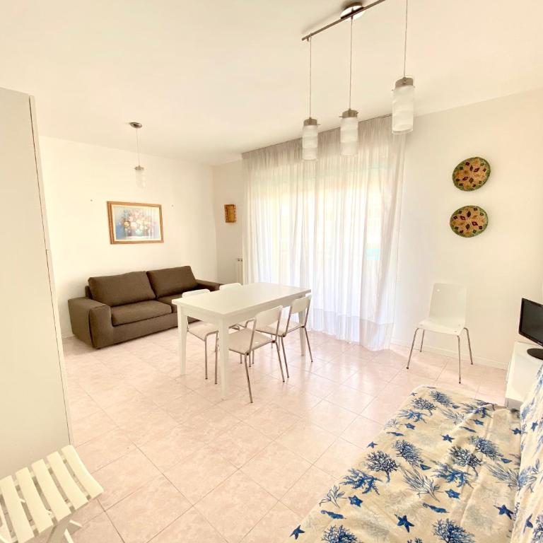 Residence Cristoforo Colombo - Carraro Immobiliare - Family Apartments - Appartamento con 1 Camera da Letto - 3