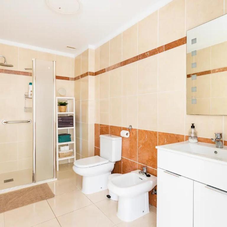 Amplio y cómodo apartamento en Callao Salvaje. - Apartamento de 2 dormitorios - 39