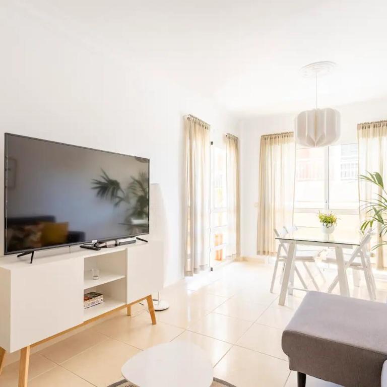 Amplio y cómodo apartamento en Callao Salvaje. - Apartamento de 2 dormitorios - 22