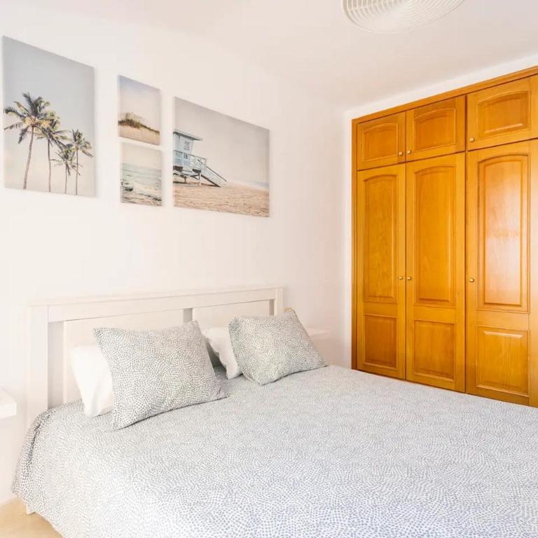 Amplio y cómodo apartamento en Callao Salvaje. - Apartamento de 2 dormitorios - 25