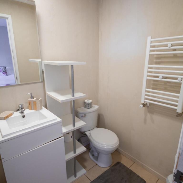 Departamentos Avenida Colon - Two-Bedroom Apartment - 3
