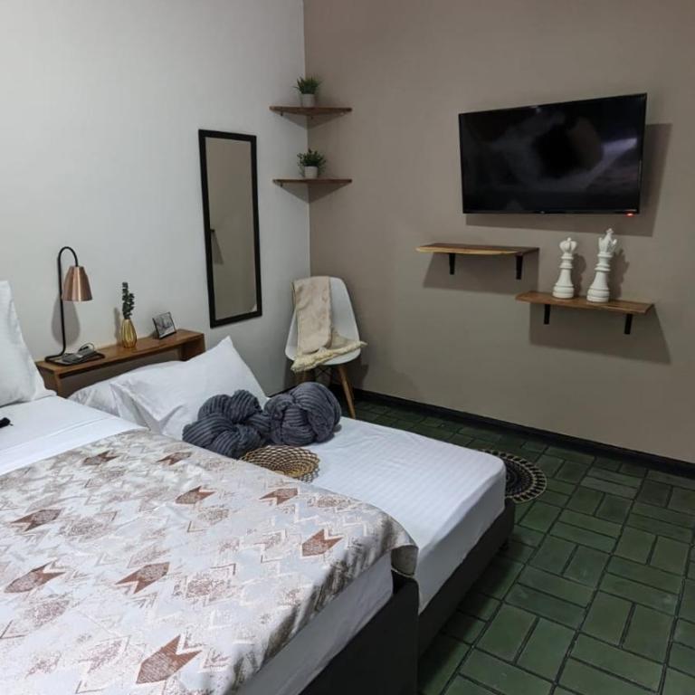 UKU INN - Standard Twin Room with Shared Bathroom - 5