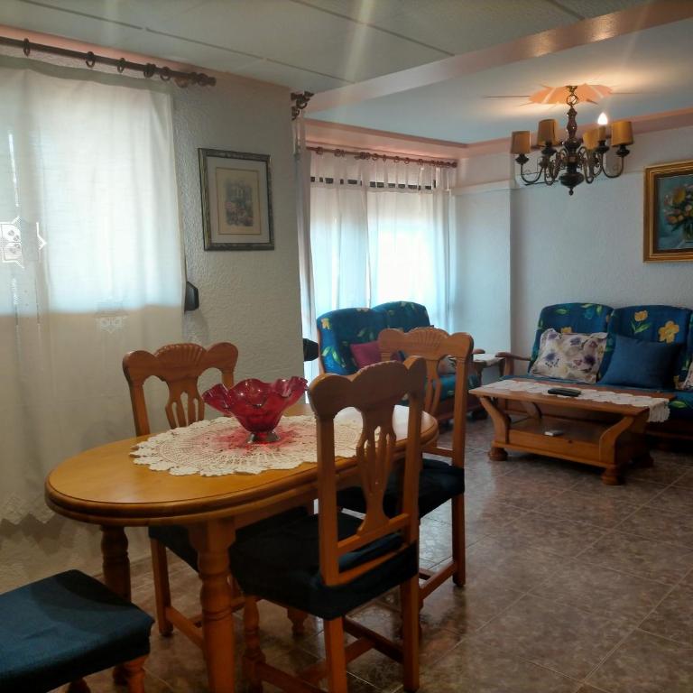 España 8 - Three-Bedroom Apartment - 21