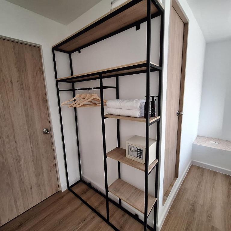 Welcome to Medellin! - Rooftop - Jacuzzi - Wifi - Laureles - Estadio - Apartamento Estudio - 37