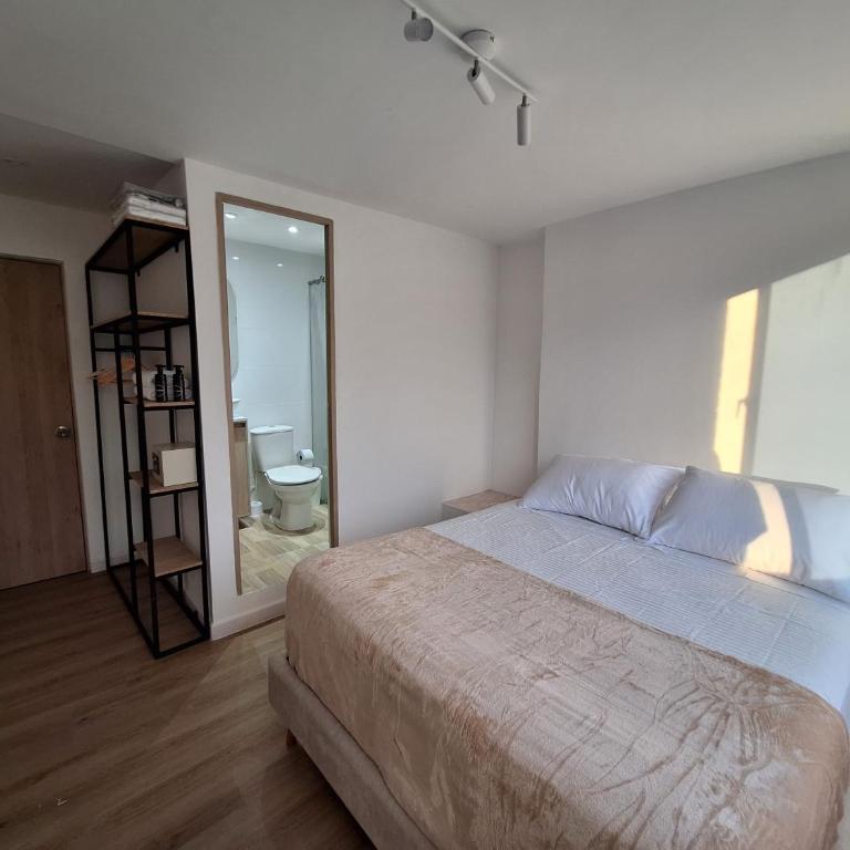 Welcome to Medellin! - Rooftop - Jacuzzi - Wifi - Laureles - Estadio - Apartamento Estudio - 38