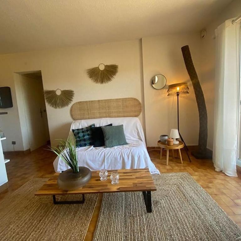 Mazet/ Appartement Le Lavandou - Apartment - 7