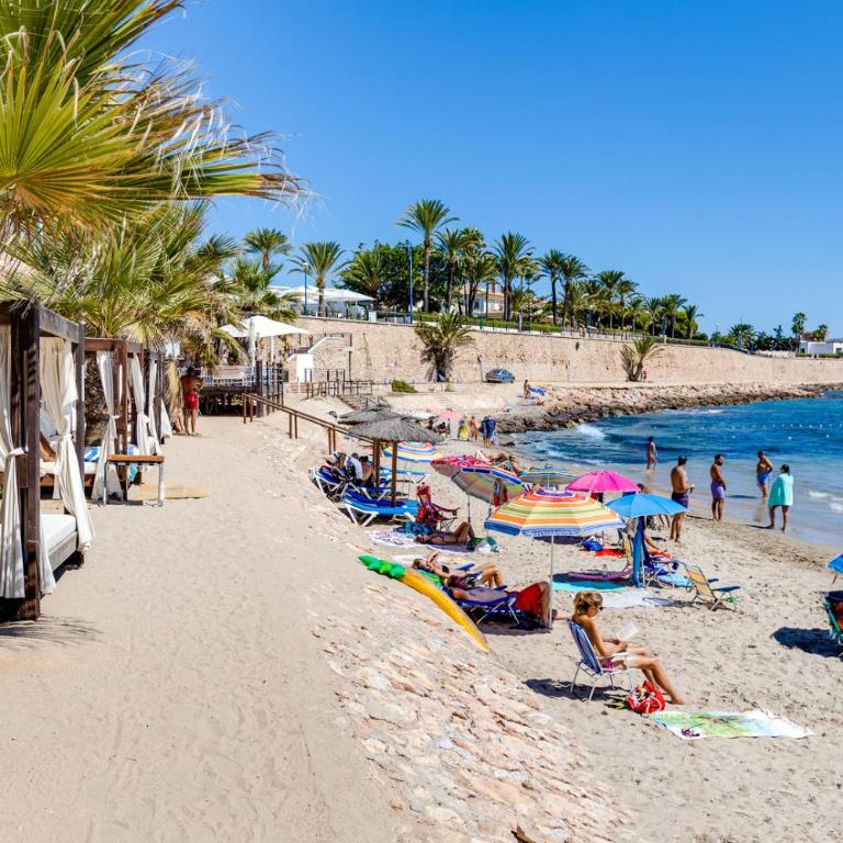 CB Living - Family holiday home in Punta Prima - Two-Bedroom Apartment - 39