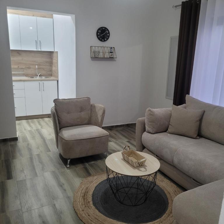 Apartments & Studio Haxhibeti - Apartman sa 1 Spavaćom Sobom - 2