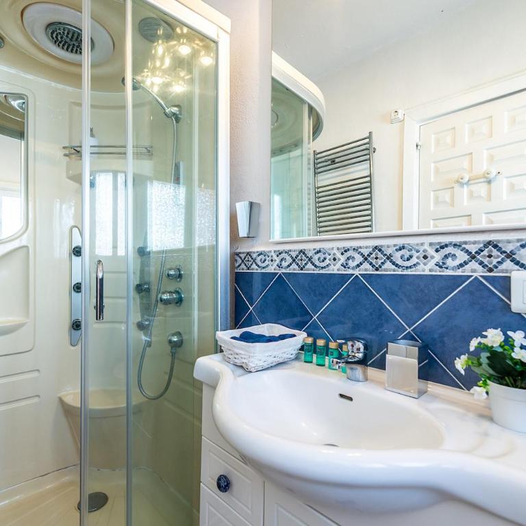 Villa Tiphareth - Habitación Doble con baño privado - 19