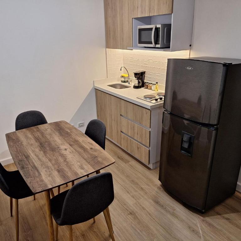 Welcome to Medellin! - Rooftop - Jacuzzi - Wifi - Laureles - Estadio - Apartamento Estudio - 15