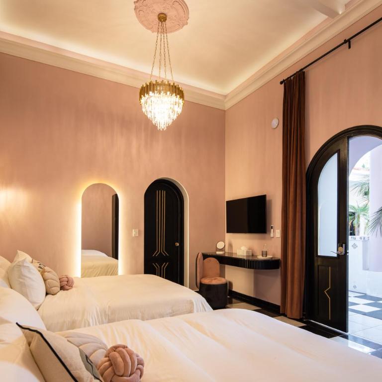 HOLT Hotel De Mi Independencia Double Queen Room - Estudio - 11