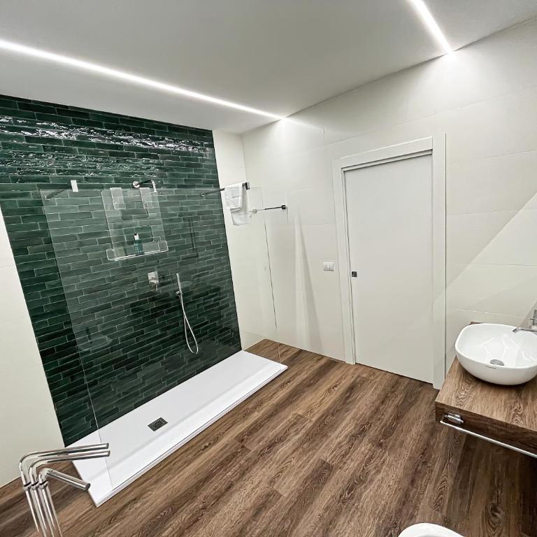 MELO 48 - King Room - 2