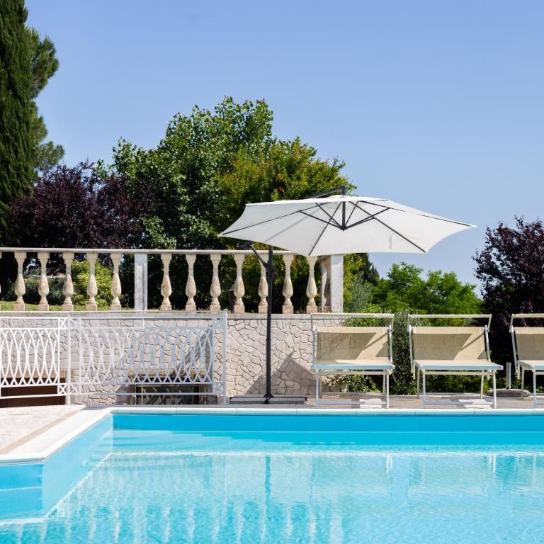 Villa Rolls - Porzione di Villa con piscina,giardino e parcheggi - Villa con 3 Camere da Letto - 34