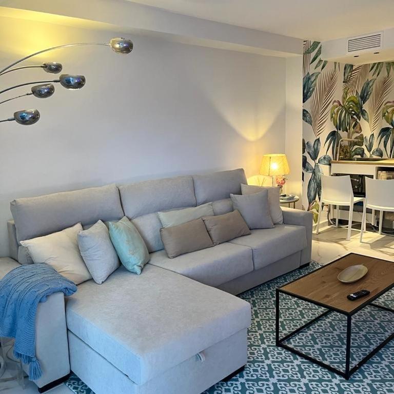 751, RENOVATED 2 Beedroom Apartment, Second line of the beach, Wifi, ParkingING - Two-Bedroom Apartment - 17