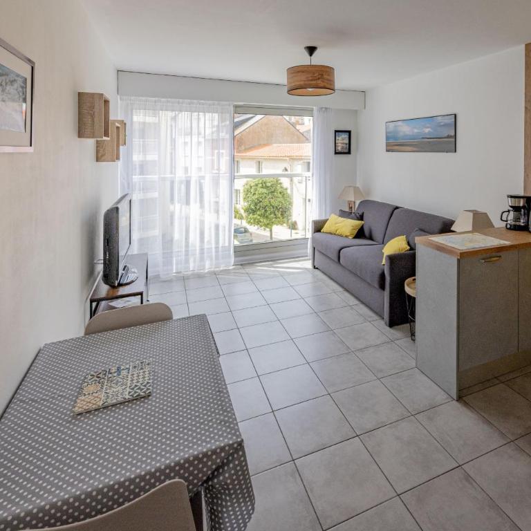 ~Joli studio à 100 m de la plage - Apartment mit 1 Schlafzimmer - 2