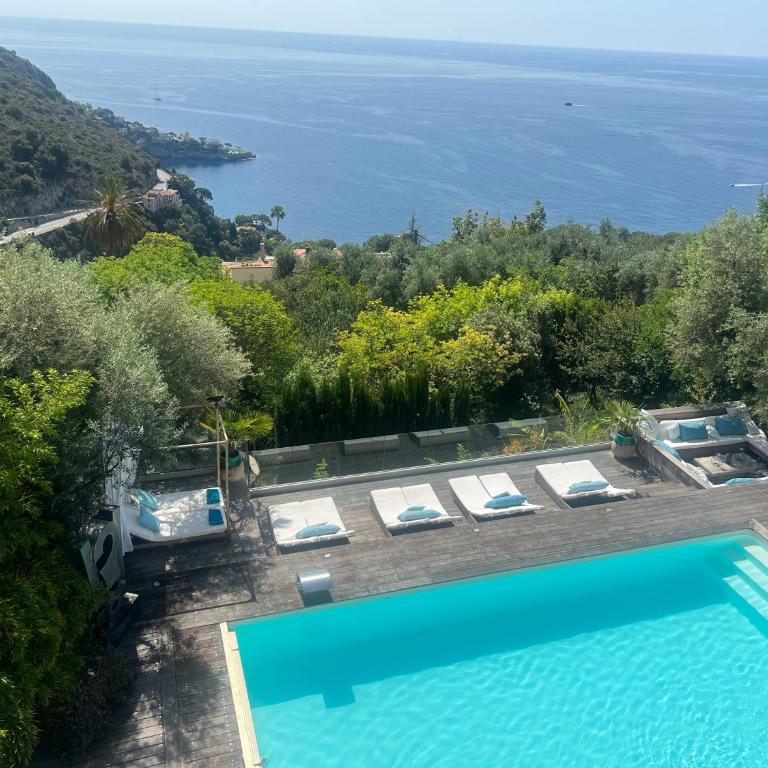 Luxury studio suite in artist Villa with sea view - Estudio Estándar - 15
