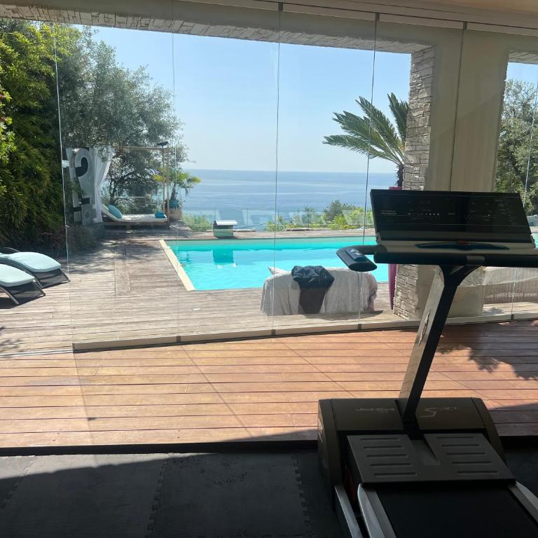 Luxury studio suite in artist Villa with sea view - Estudio Estándar - 17