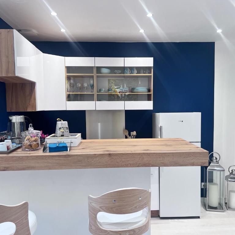 Luxury studio suite in artist Villa with sea view - Estudio Estándar - 6