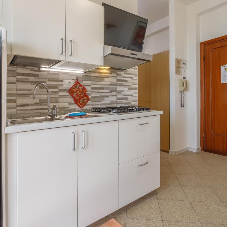 Residence Villa Alda - One-Bedroom Apartment with Sea View - 40