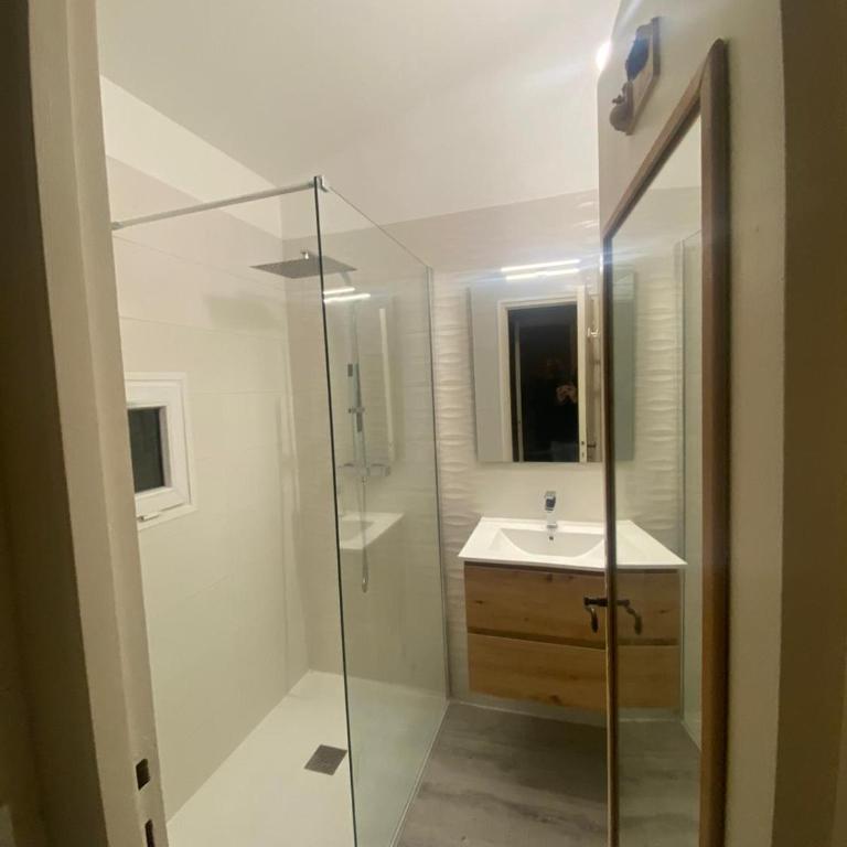 Mazet/ Appartement Le Lavandou - Apartment - 10