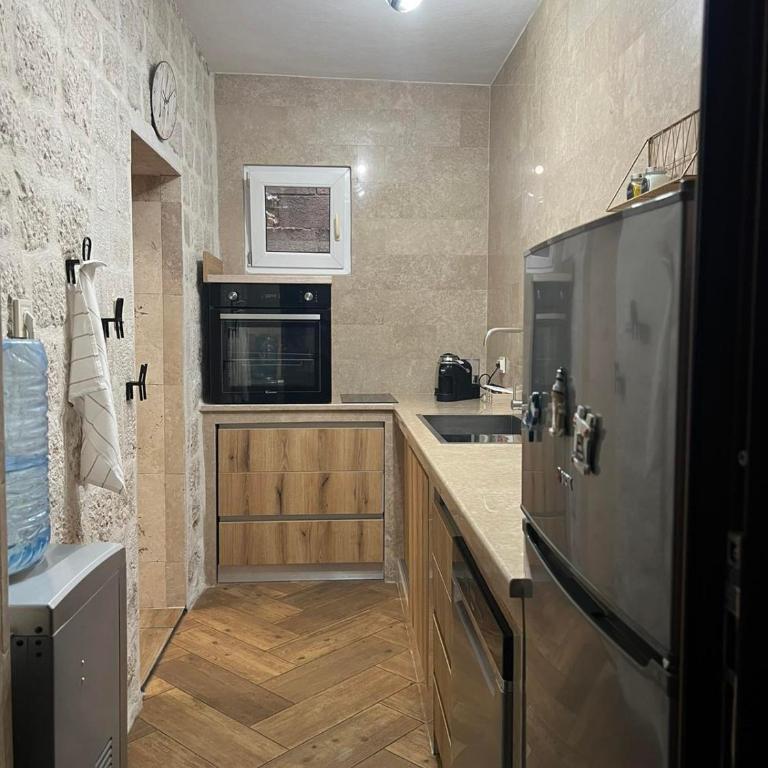 Sea Front 171 - Three-Bedroom Apartment - 12