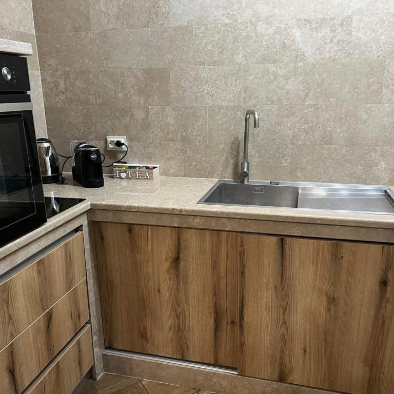 Sea Front 171 - Three-Bedroom Apartment - 14