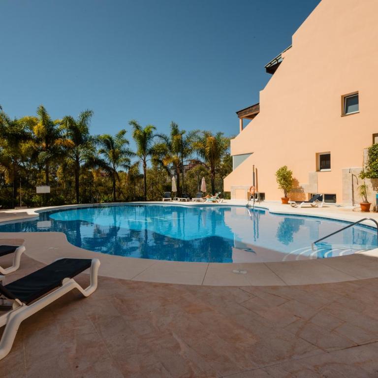 Penthouse with sea views in Nueva Andalucia - Apartamento de 3 dormitorios - 31