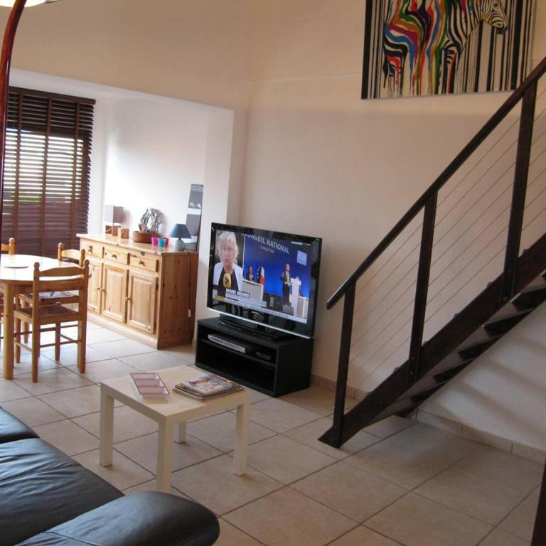 T3 Mezzanine 6 Pers, Parking, Animaux Ok, Proche Plage - FR-1-106-70 - Apartment - 4