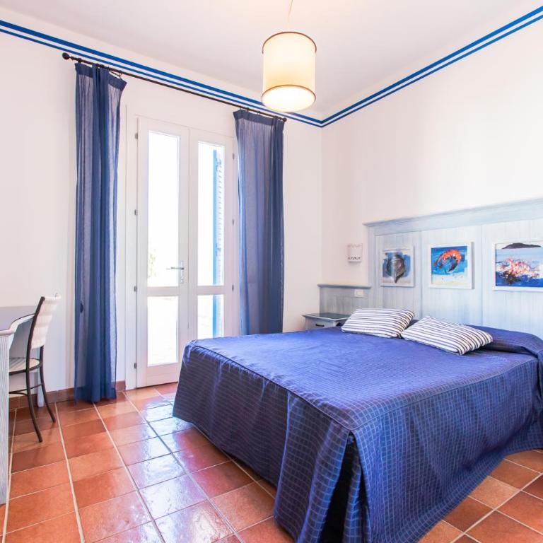 Essence Favignana - Cala la Luna Resort - Classic Family Room - 11