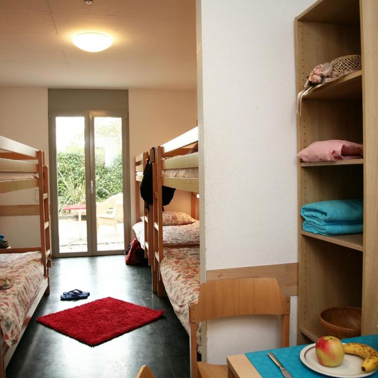 Lugano Savosa Youth Hostel - Posto Letto in Dormitorio Femminile con Bagno in Comune - 2