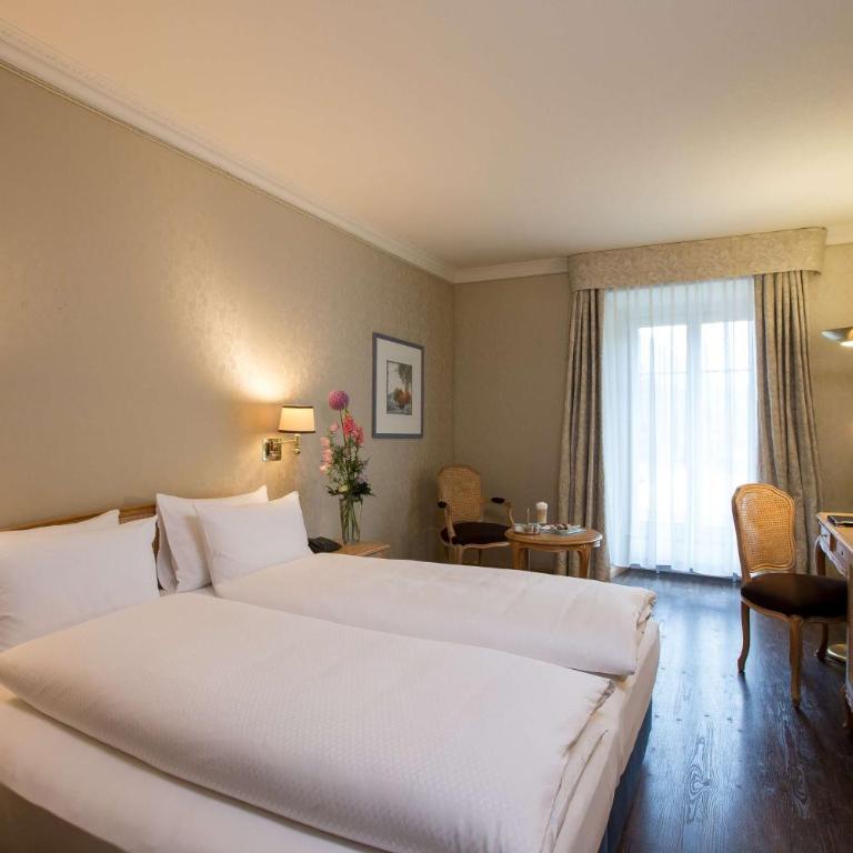 Grand Hotel Beau Rivage Interlaken - Zimmer mit Kingsize-Bett und Flussblick - 2
