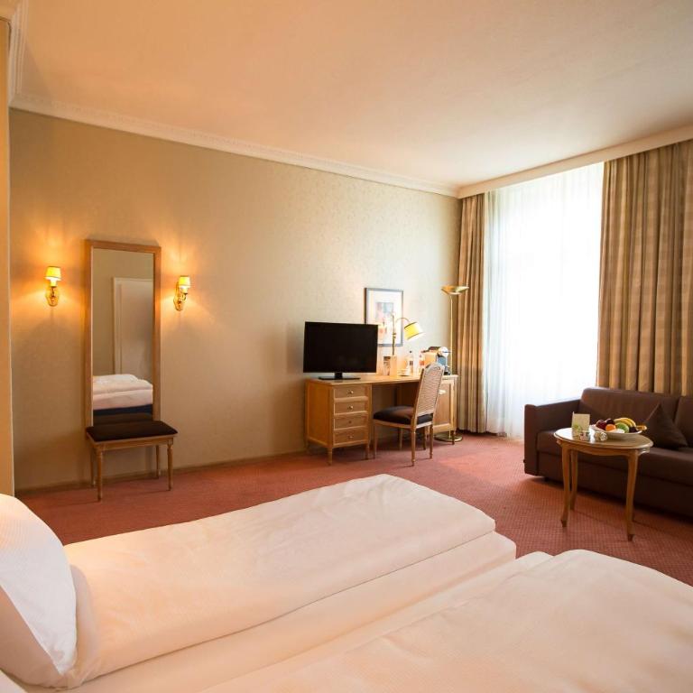 Grand Hotel Beau Rivage Interlaken - Deluxe Zimmer mit Kingsize-Bett und Bergblick - 6