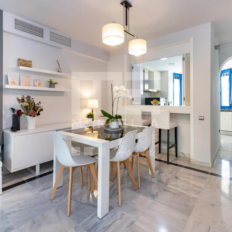 Marbella Luxury Dúplex 106 close to the beach - Two-Bedroom Apartment - 13