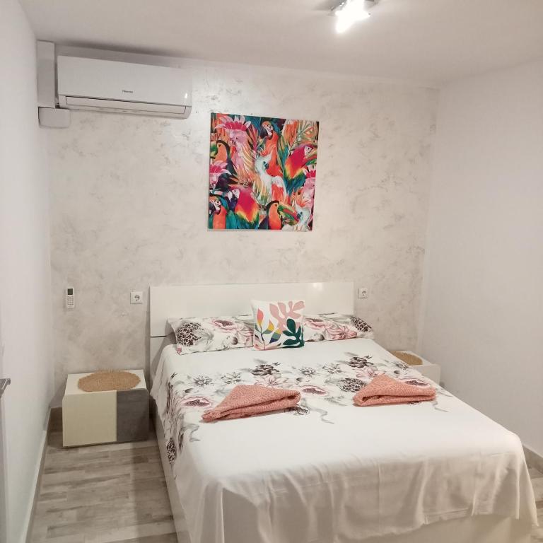 Sweet dreams - Double Room with Private Bathroom - 7