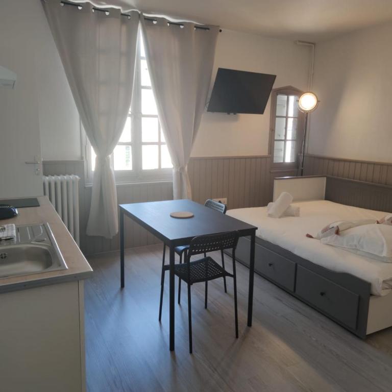 *LES STUDIOS L'AMANDINE* - Apartment mit 1 Schlafzimmer - 2