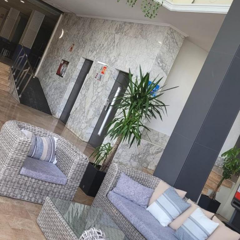 NUEVOS 2026 ESTRENA PRECIOSO APARTHOTEL INTER2, NEW APARTMENTS lN SALOU! self check in! PARKING! PORT AVENTURA - Apartamento de 1 dormitorio - 57