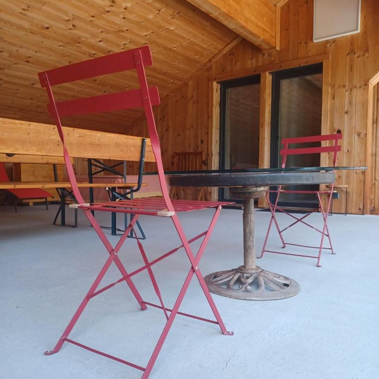 Chalet Les Cols - Chambres avec terrasse & jardin - proche de la nouvelle gare - Chambre Double Standard - 4