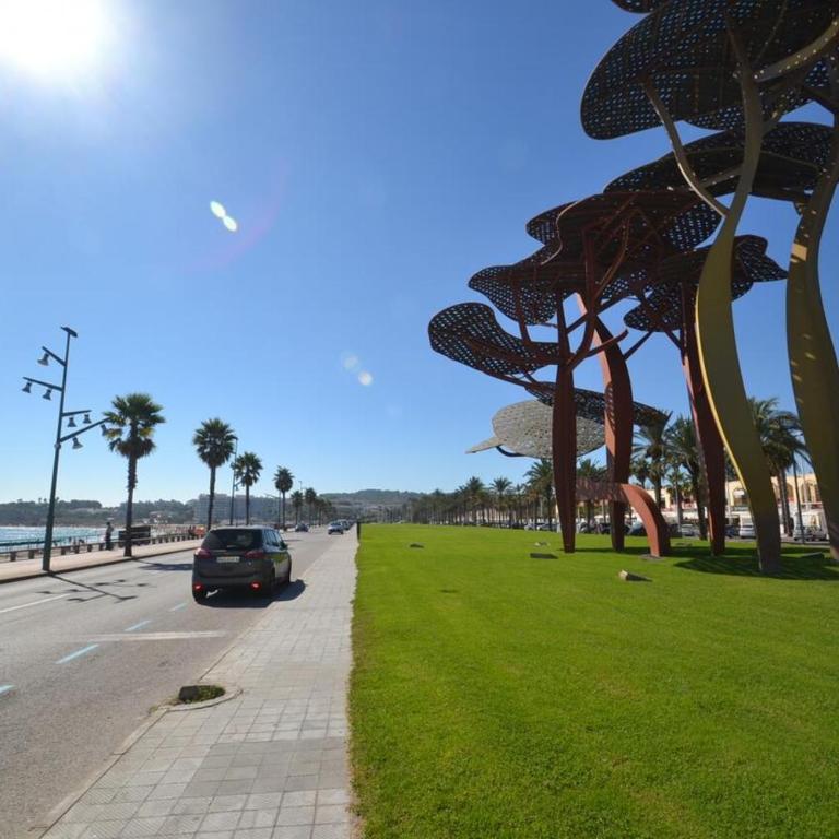 SUN AND BEACH LOVER APPARTMENT 13049 - Two-Bedroom Apartment with Sea View - 14